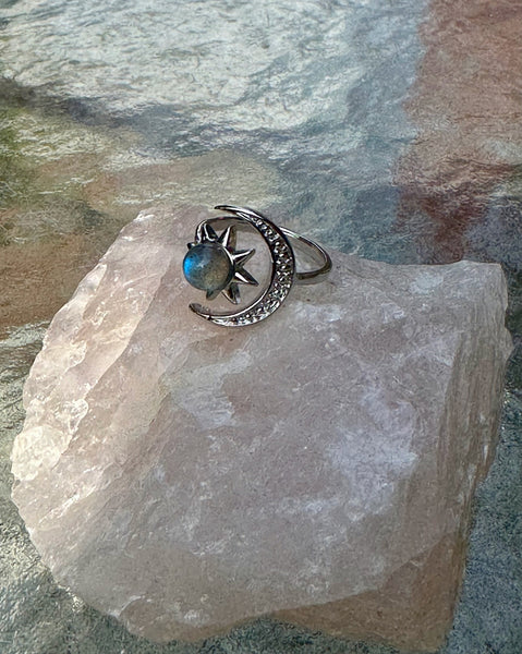 silver labradorite ring, crescent moon ring, labradorite jewelry, silver ring, celestial ring, gift, gift for her, christmas, holiday, ring